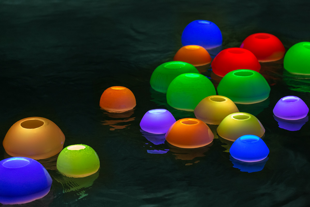G5 Flameless - Rainbow Floating Candles