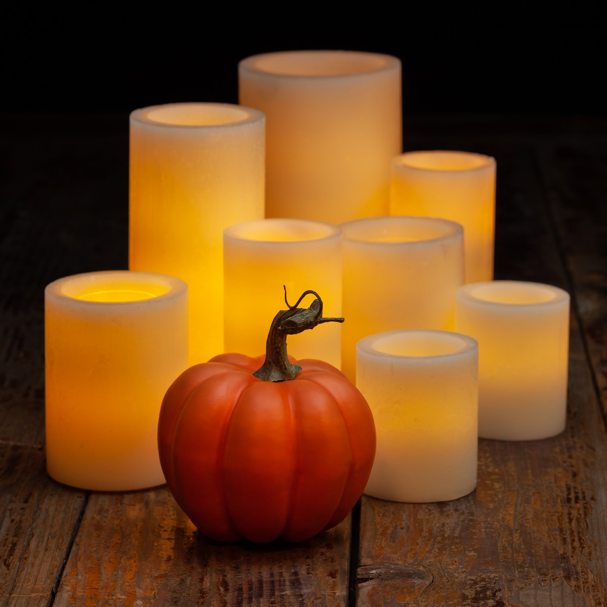A G5 Flameless Thanksgiving Centerpiece