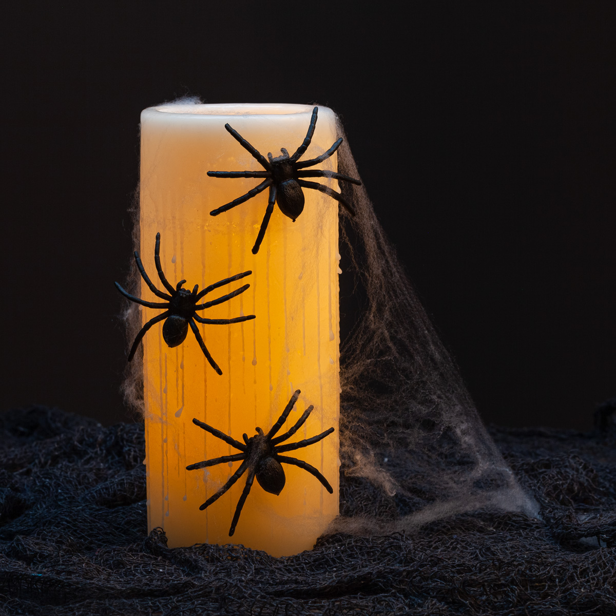 Spooky Spiders on a G5 Flameless Candle