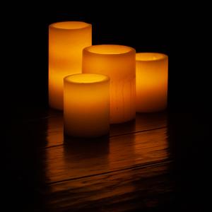 Amber Flameless Candle Cluster