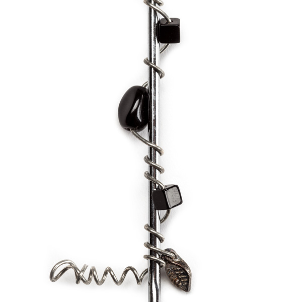 Wick Dipper Extinguishes Candles Without Smoke