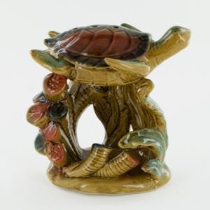 Reptile Turtle On Coral Ceramic Oil Burner For Light And Fragrance